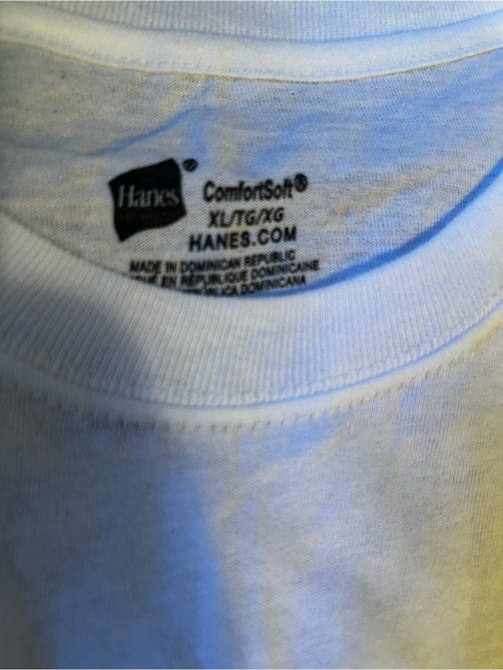 4 Hanes White Crew Neck Men's T-Shirt - Classic Comfort - Picture 3 of 3